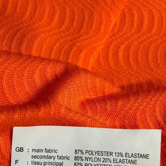 NWT LOTTO racerback tank top.Key hole in the back, mesh,textured fabric , logo - Picture 13 of 13